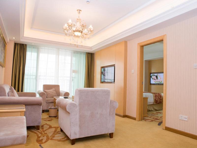 Vienna Classic Hotel Qingyuan Taihe Ancient Cave Scenic Area Luaran gambar