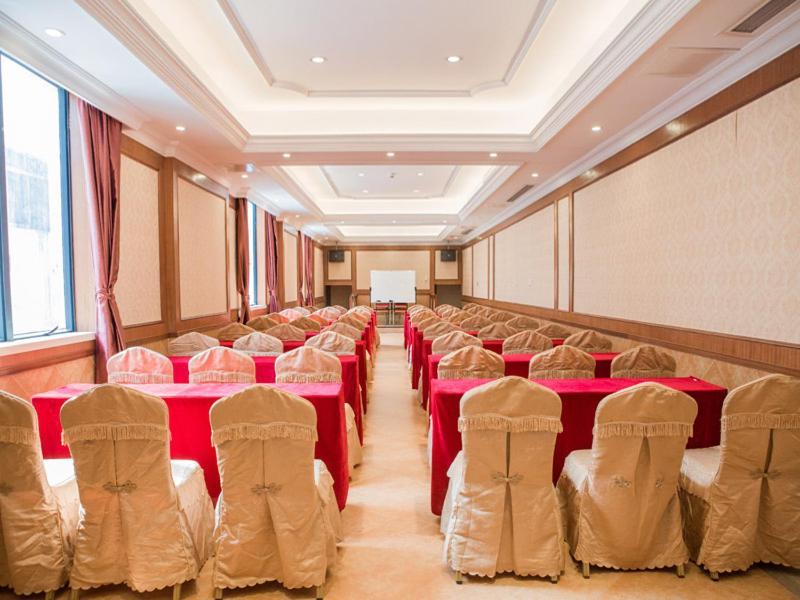 Vienna Classic Hotel Qingyuan Taihe Ancient Cave Scenic Area Luaran gambar