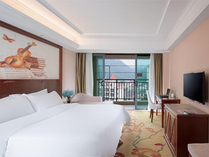 Vienna Classic Hotel Qingyuan Taihe Ancient Cave Scenic Area Luaran gambar