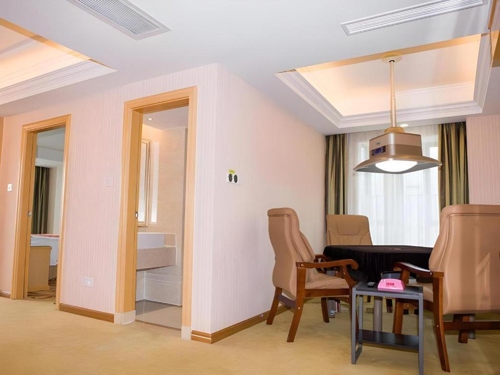 Vienna Classic Hotel Qingyuan Taihe Ancient Cave Scenic Area Luaran gambar