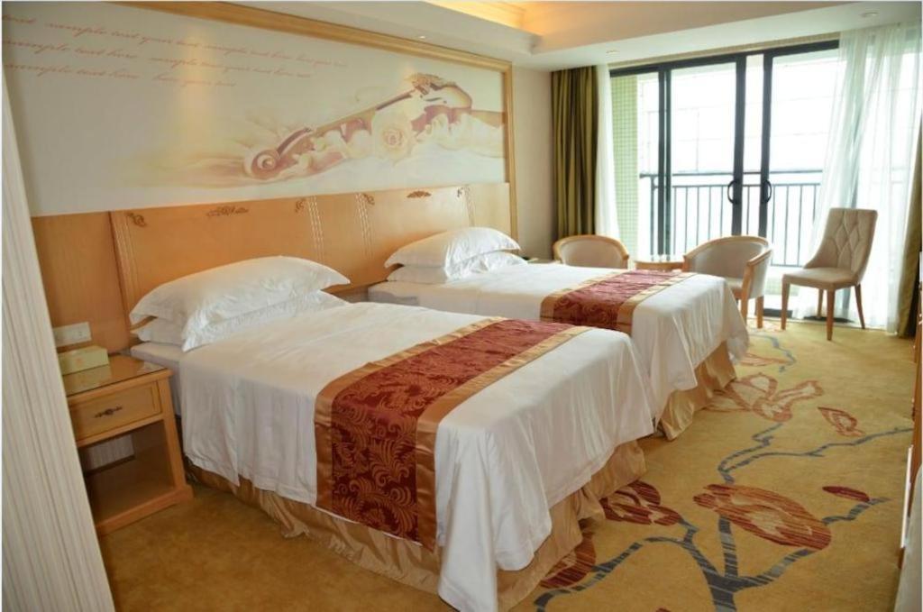 Vienna Classic Hotel Qingyuan Taihe Ancient Cave Scenic Area Luaran gambar